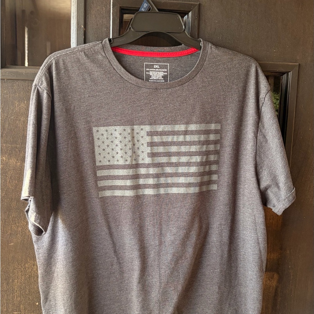 Gray Flag Print Men's Shirt